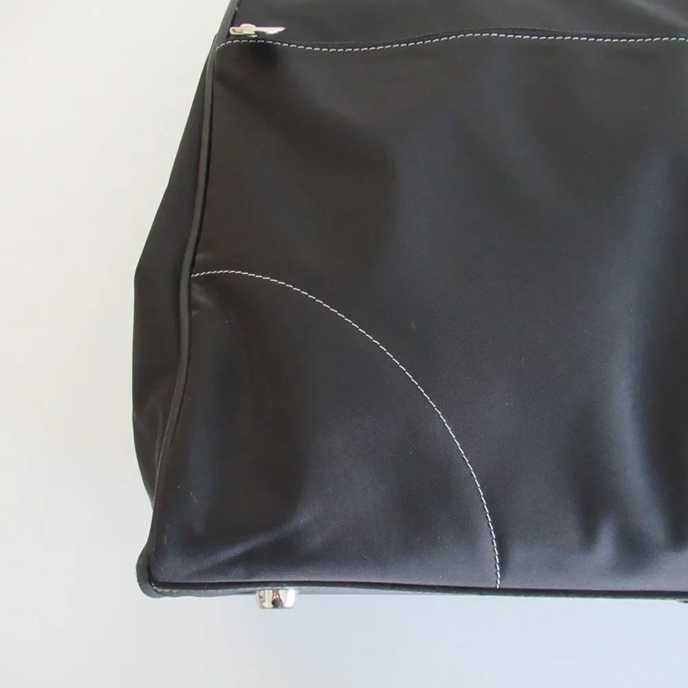 Chelsey Henry Large Black Tote with Kiwi Green Interior - Picture 4 of 13